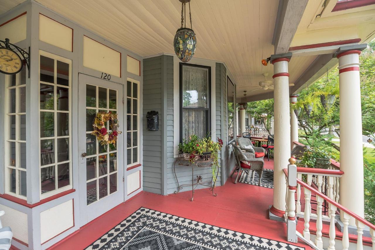 The Inn On Holly B&B Pitman Exterior foto